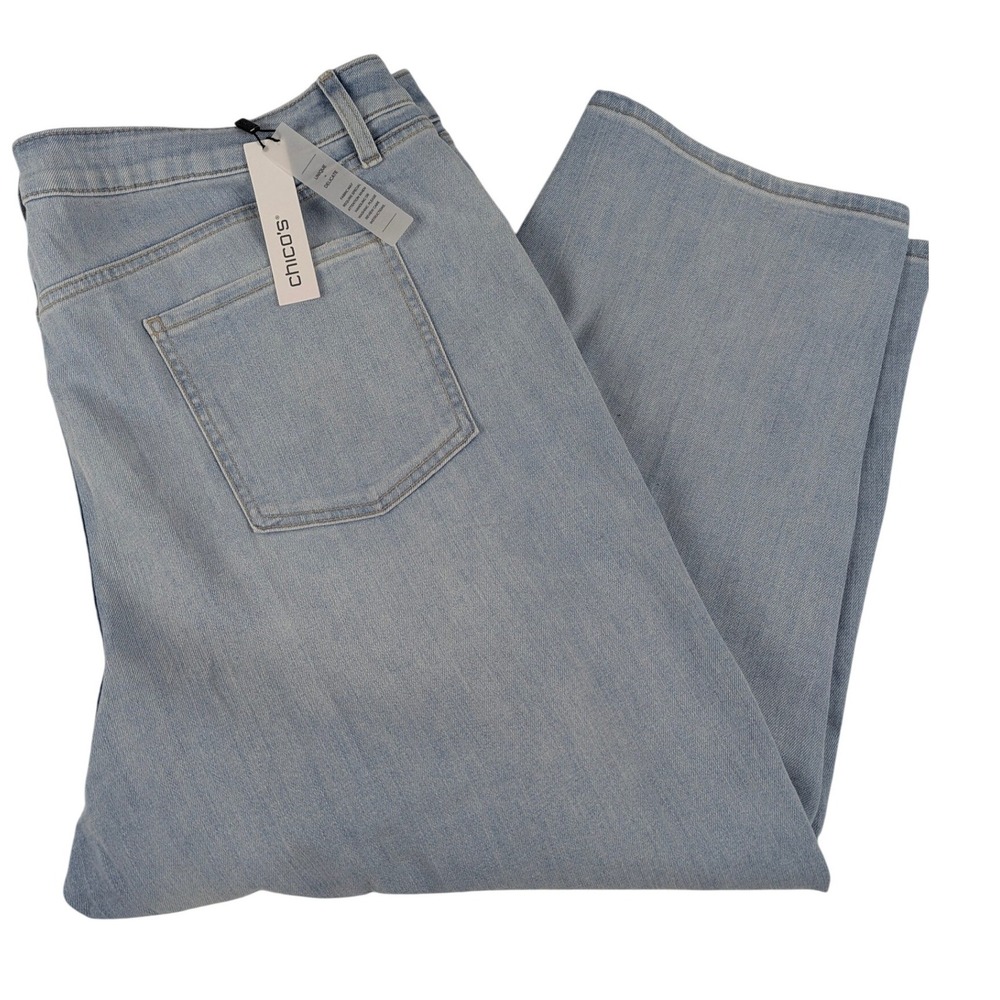 Chico's Light Wash Wide Leg Crop Jeans Stretch Denim Size 4R 20R Blue NEW